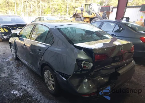 2017 Volkswagen Jetta 1.4T S z USA, uszkodzony, nr VIN 3VW2B7AJ2HM234682